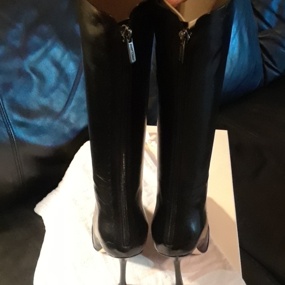 SOLD❣NWT❣JIMMY CHOO Boots - Picture 3 of 7